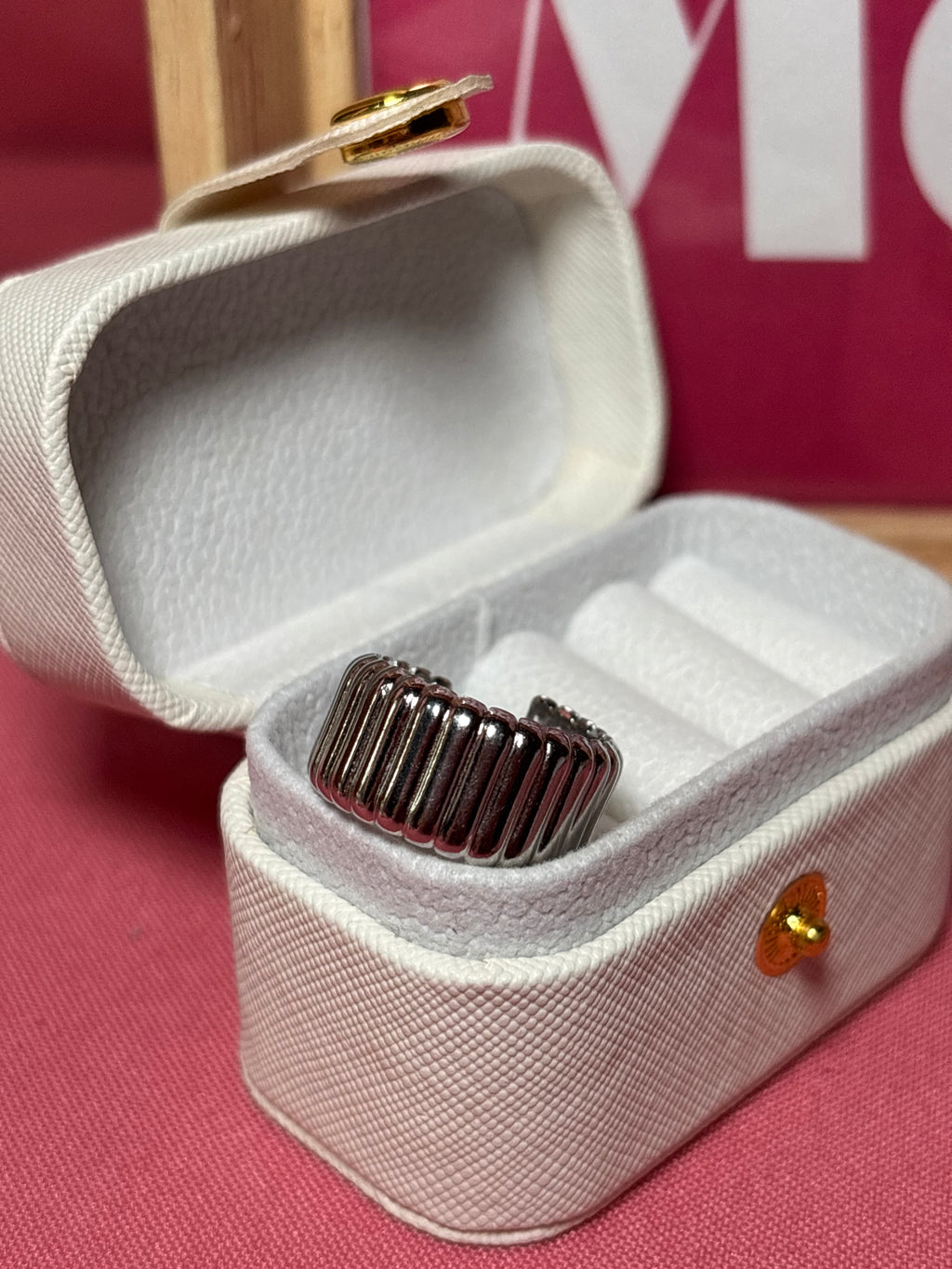 Anillo bold