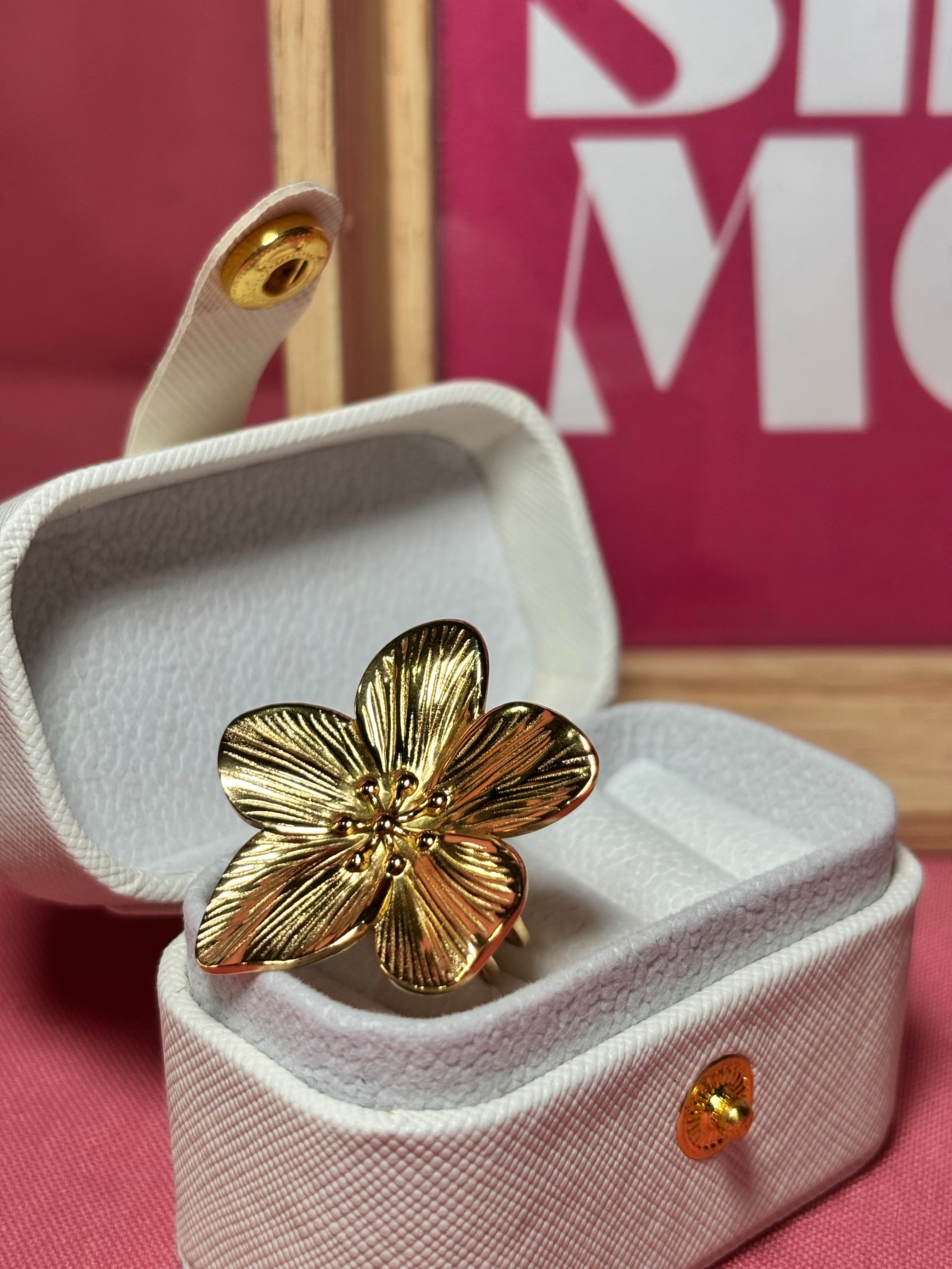 Anillo Bloom