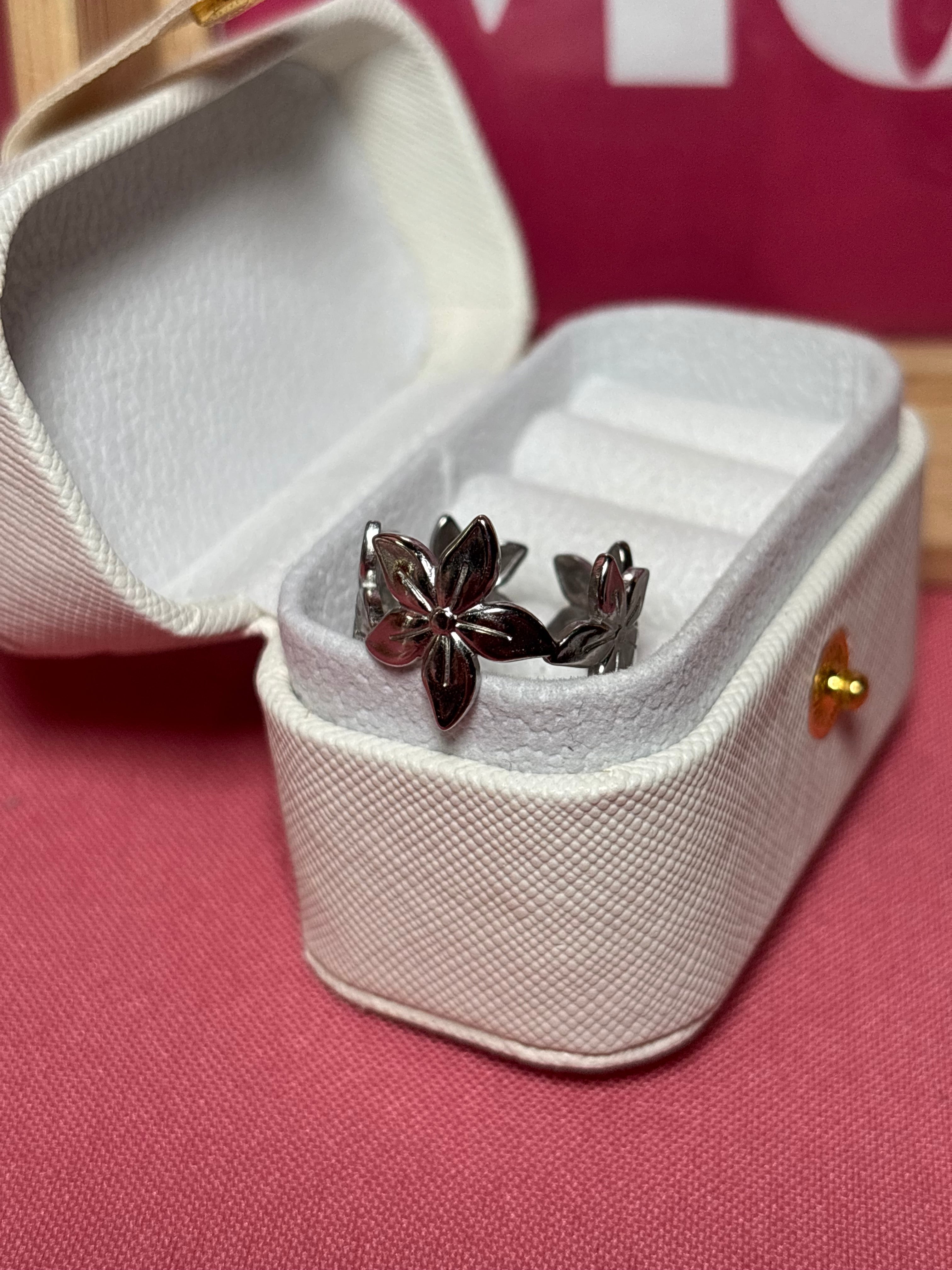 Anillo corona de flores