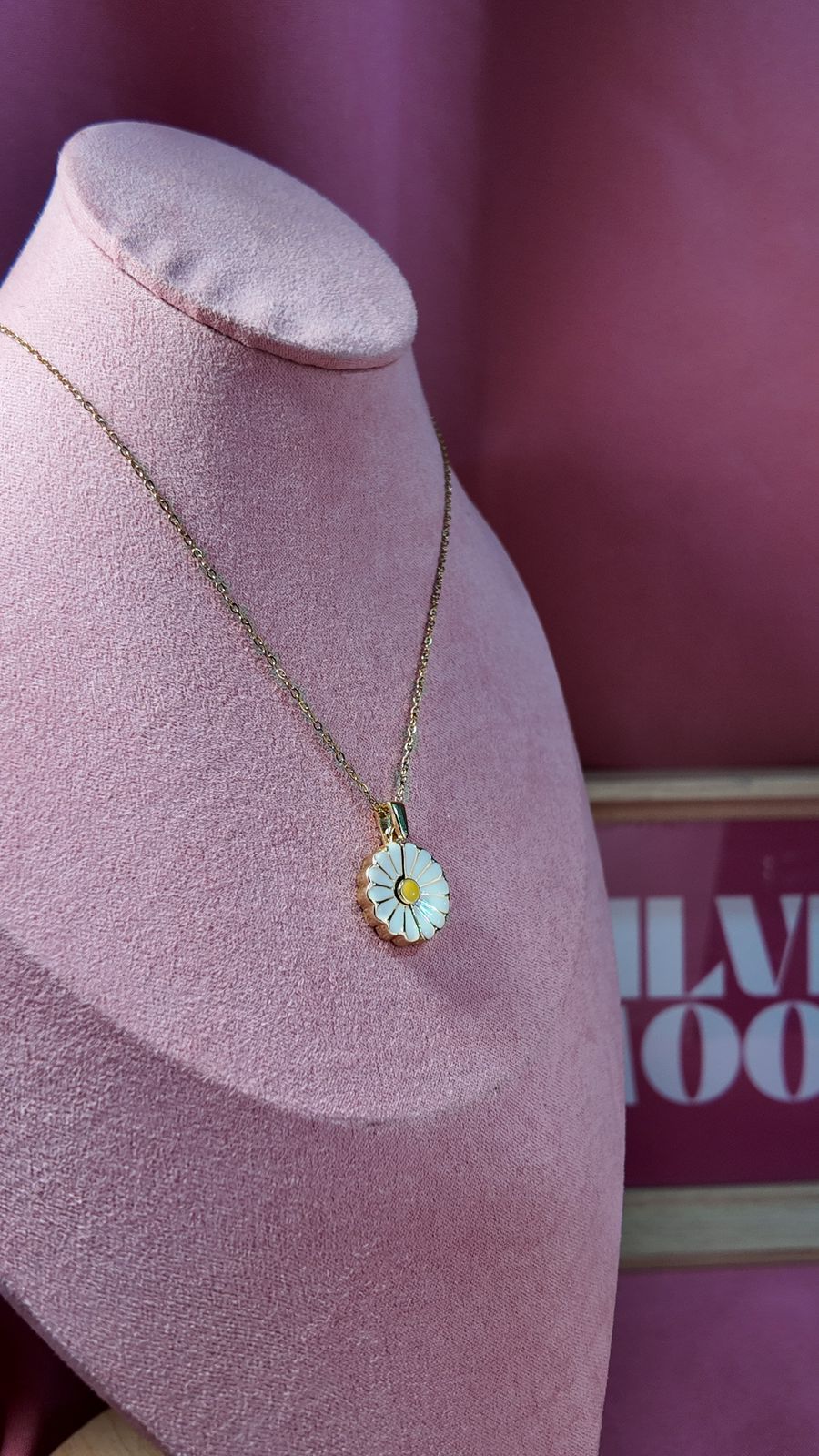 Collar de margarita (se abre)
